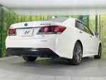 CROWN sedan hybrid
