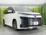 VOXY HYBRID