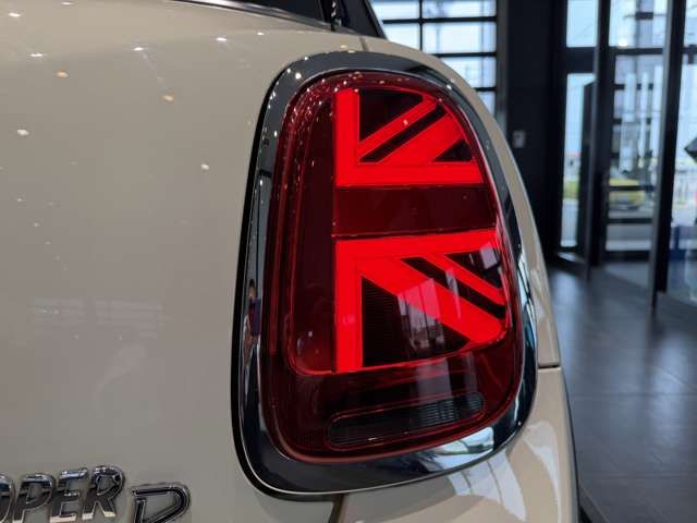 MINI COOPER D 5DOOR