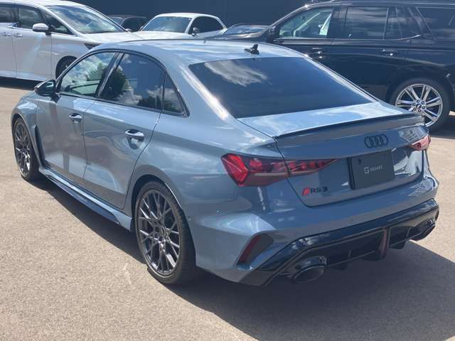 AUDI RS3 Sedan