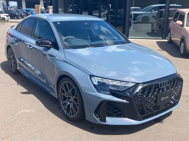 AUDI RS3 Sedan