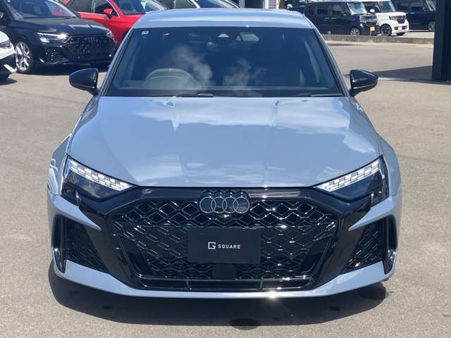 AUDI RS3 Sedan