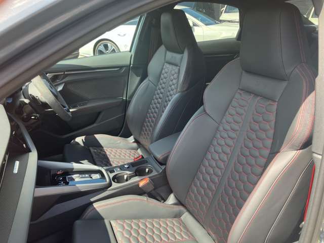 AUDI RS3 Sedan