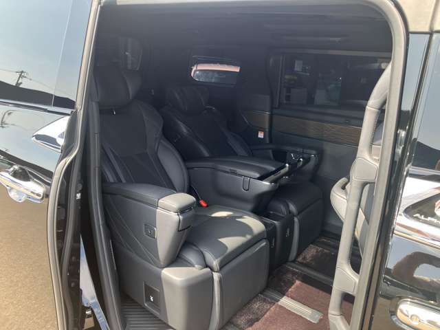 ALPHARD hybrid 4WD