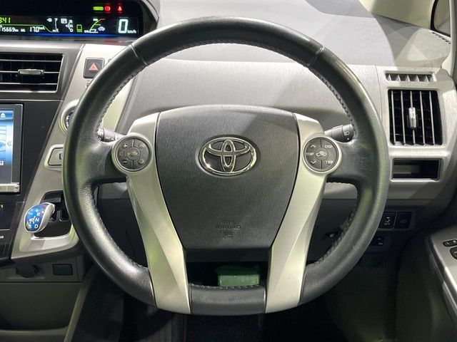 PRIUS Alpha