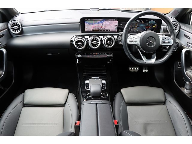 MERCEDES BENZ A class sedan