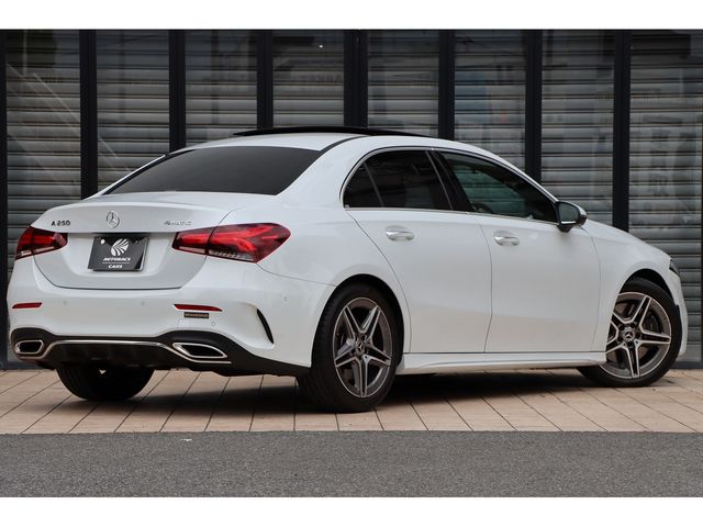 MERCEDES BENZ A class sedan