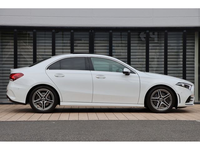 MERCEDES BENZ A class sedan