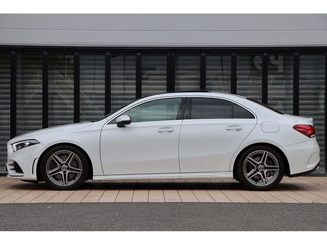MERCEDES BENZ A class sedan