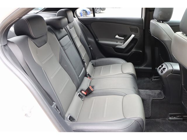 MERCEDES BENZ A class sedan