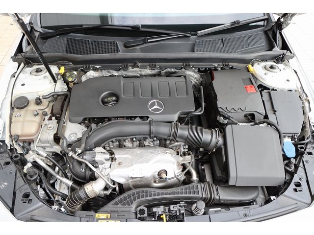 MERCEDES BENZ A class sedan
