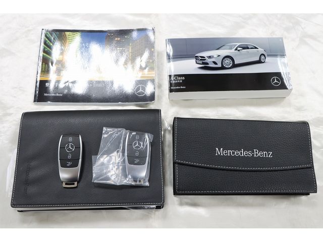 MERCEDES BENZ A class sedan