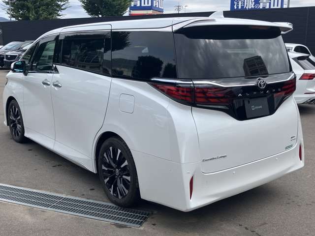 ALPHARD hybrid 4WD