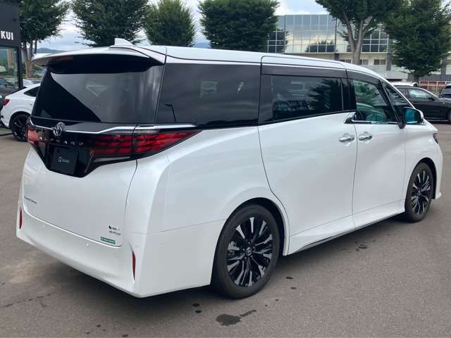 ALPHARD hybrid 4WD