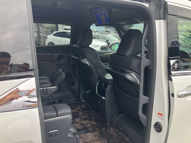 ALPHARD hybrid 4WD