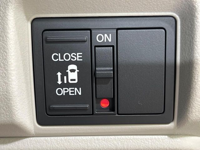 N BOX