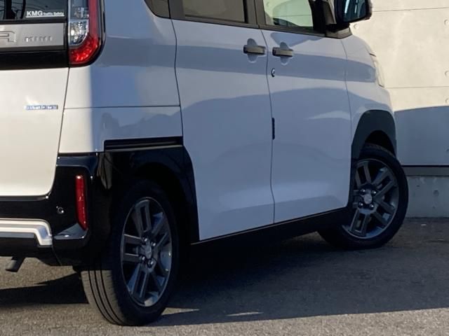 DELICA MINI