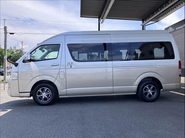HIACE wagon