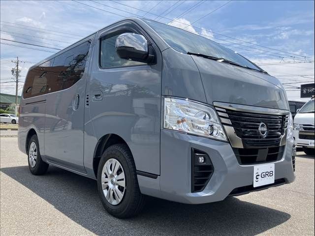 CARAVAN van 4WD