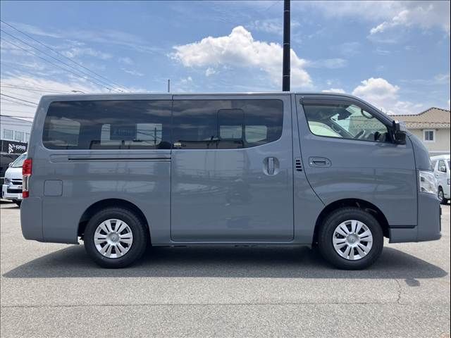 CARAVAN van 4WD
