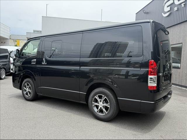 HIACE van 2WD