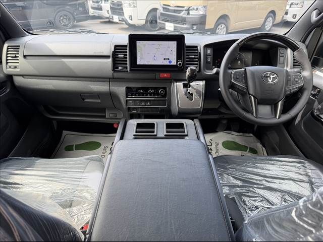 HIACE van 2WD