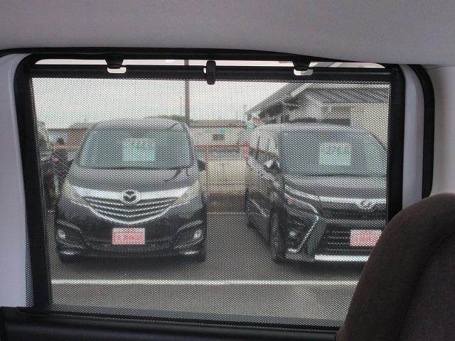 N BOX