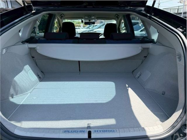 PRIUS PHV