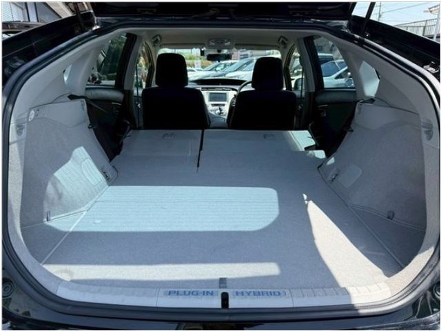 PRIUS PHV