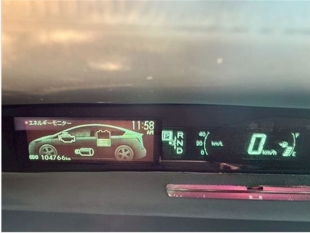 PRIUS PHV
