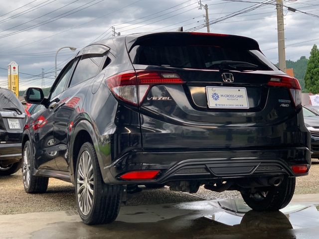 VEZEL HYBRID 4WD