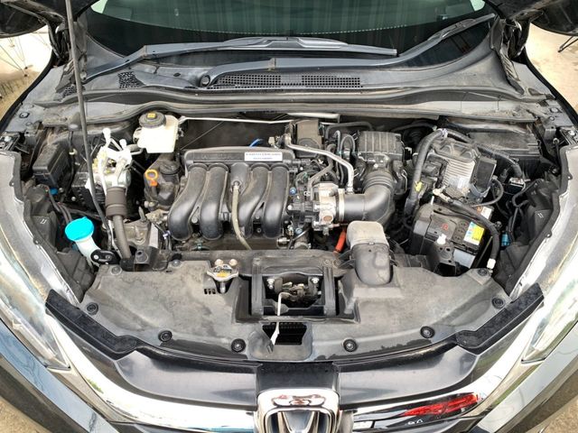 VEZEL HYBRID 4WD