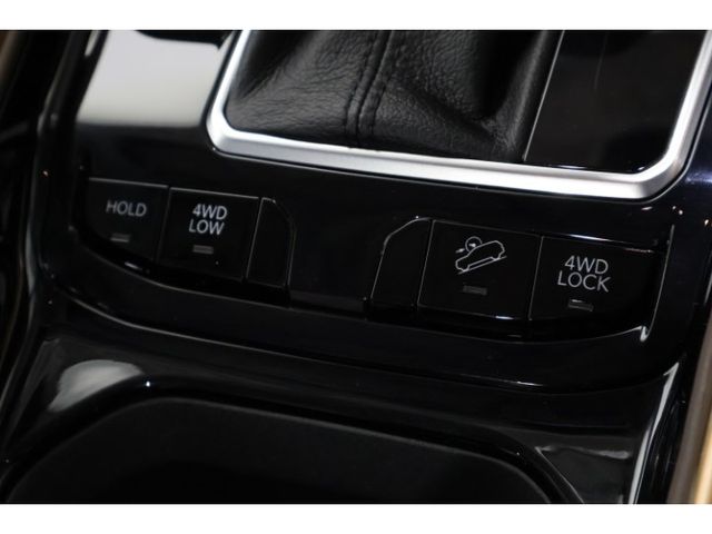 JEEP COMMANDER
