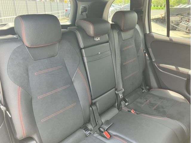 MERCEDES BENZ GLB