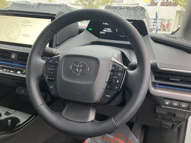 PRIUS 4WD