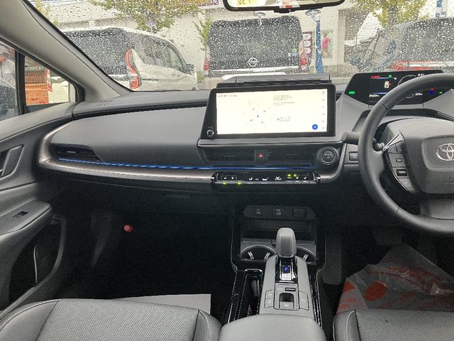 PRIUS 4WD