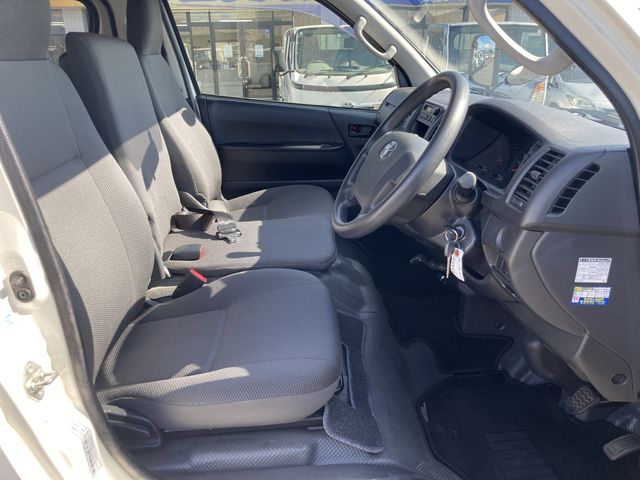 HIACE van 1.25t 2WD