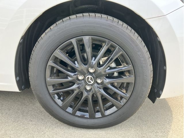 MAZDA2