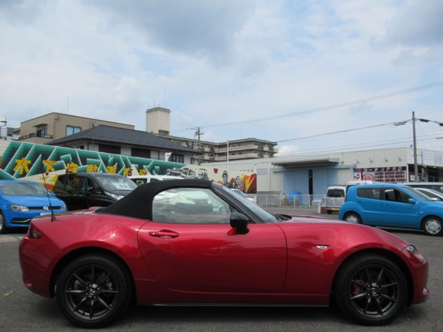 ROADSTER