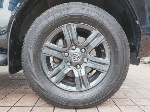 HILUX 4WD
