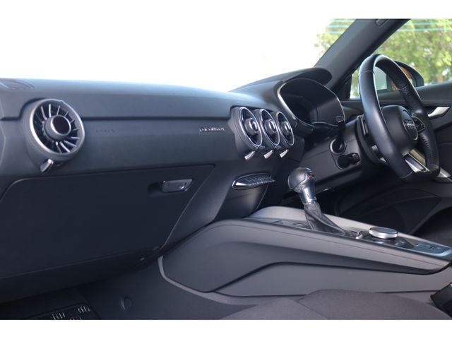 AUDI TT coupe