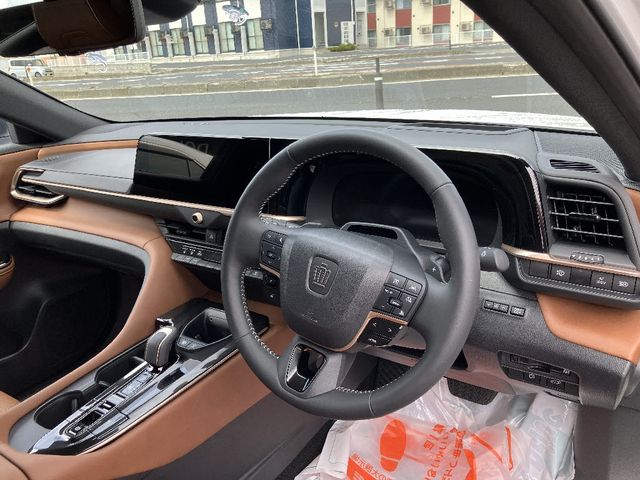 CROWN ESTATE 4WD