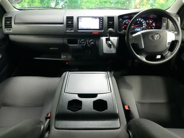 HIACE van 2WD