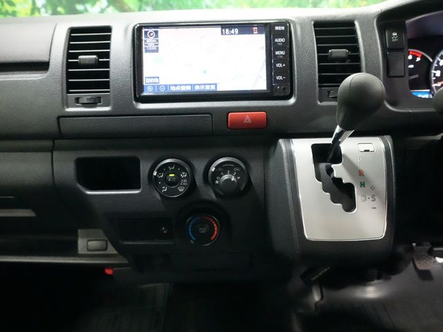 HIACE van 2WD