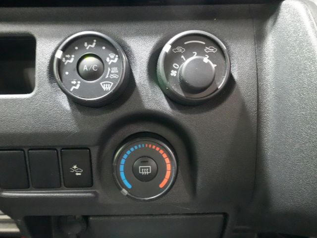 HIACE van 2WD