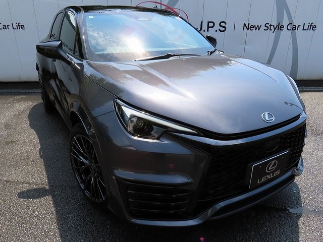 LEXUS LBX