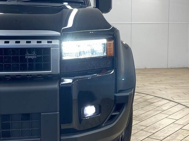 LANDCRUISER 250