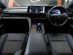 CROWN sedan hybrid