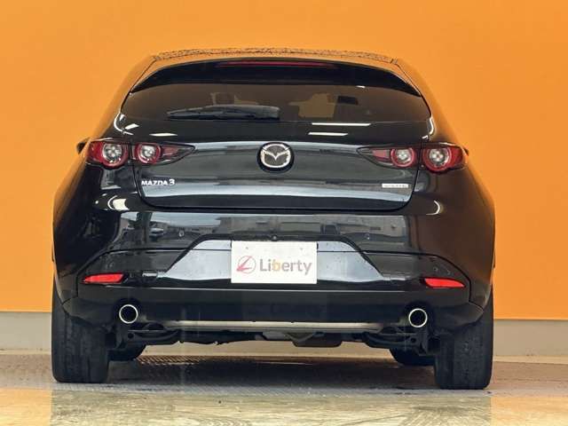 MAZDA3 FASTBACK