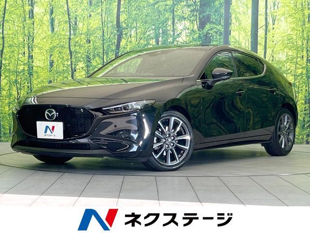 MAZDA3 FASTBACK